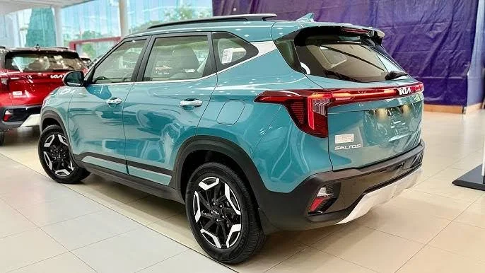 कम दाम में आया 1482CC दमदार इंजन वाला Kia का लक्जरी कार, मिलेगा लग्जरी इंटीरियर और 20Km/l का तगड़ा माइलेज