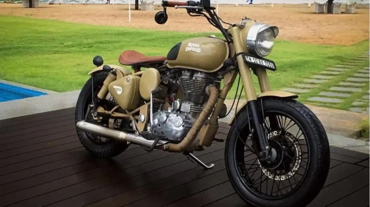 युवाओं के लिए लांच हुई Royal Enfield Classic 350 Bobber बाइक, पावरफुल इंजन के साथ मिलेगा 40KM/L माइलेज